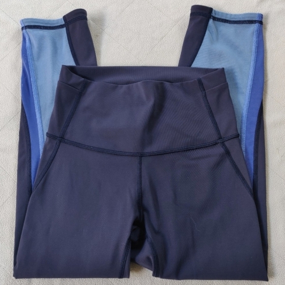 Lululemon Mix & Mesh Crop 21" Midnight In Navy Moroccan Blue/Light Horizon 4 - Picture 3 of 13